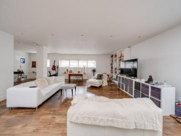 3 bedroom mews for sale