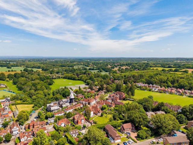 3 bedroom mews for sale