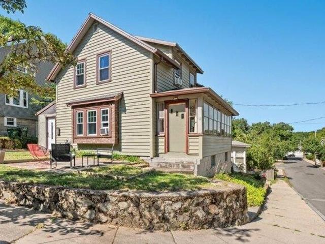 3 bedroom, Medford MA 02155 105402530