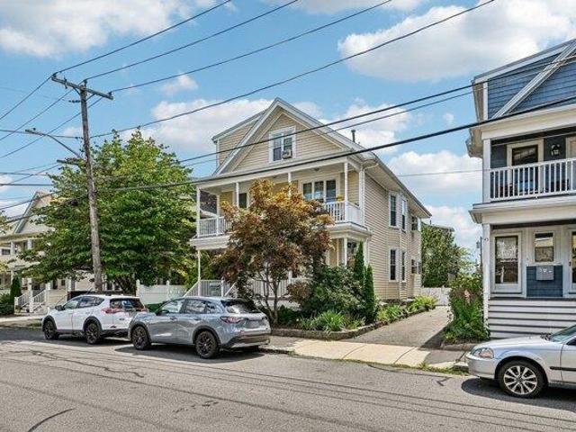 3 bedroom, Medford MA 02155 105575385