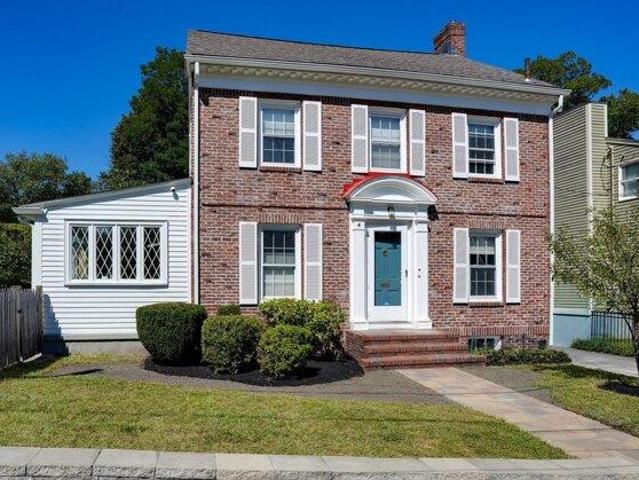 3 bedroom, Medford MA 02155 105589235