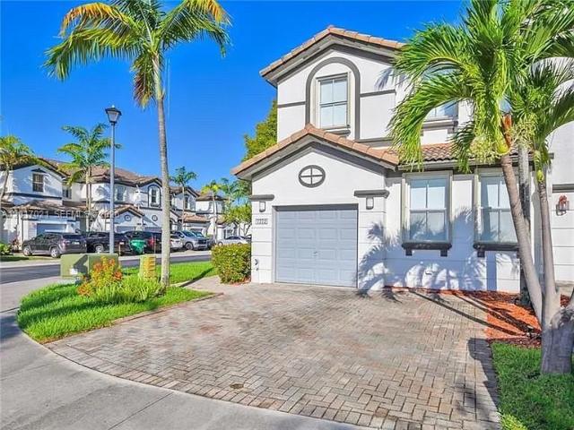 3 bedroom, Medley FL 33178 105359100