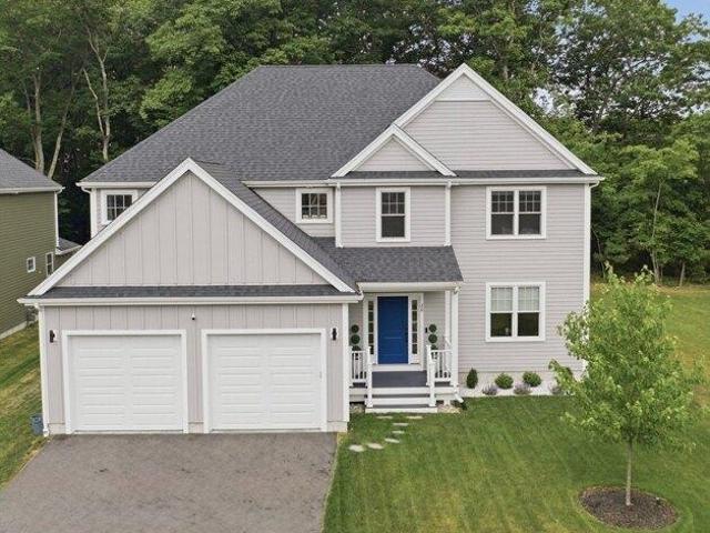 3 bedroom, Medway MA 02053 105424040