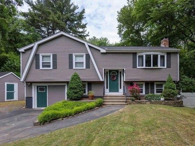 3 bedroom, Medway MA 02053 105657937