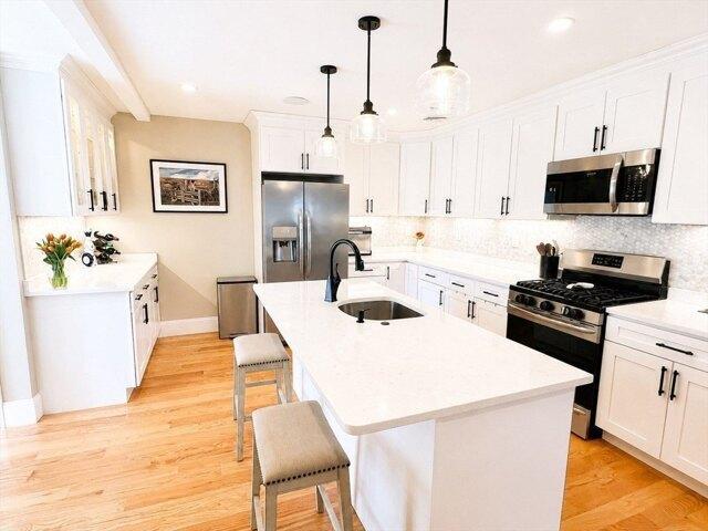 3 bedroom, Melrose MA 02176 104407903