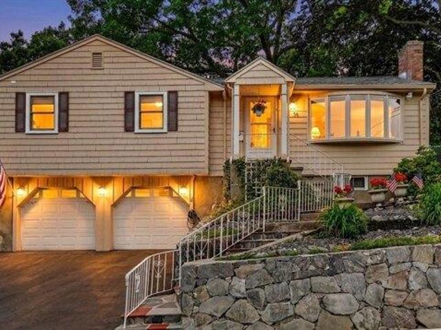 3 bedroom, Melrose MA 02176 105404547