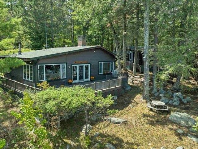 3 bedroom, Meredith NH 03253 105533464