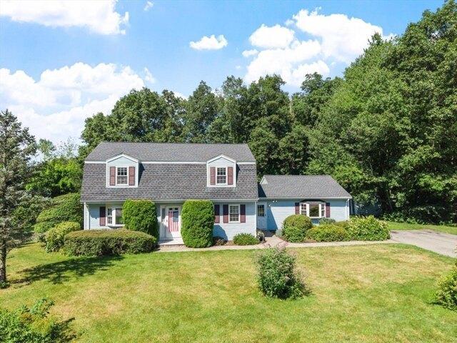 3 bedroom, Merrimac MA 01860 105442927
