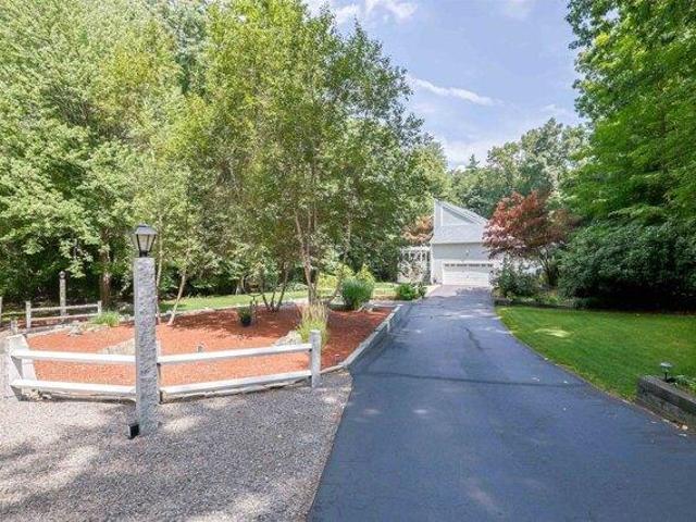 3 bedroom, Merrimack NH 03054 105440097