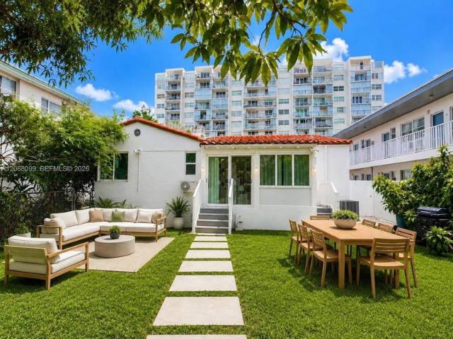 3 bedroom, Miami Beach FL 33141 105485814