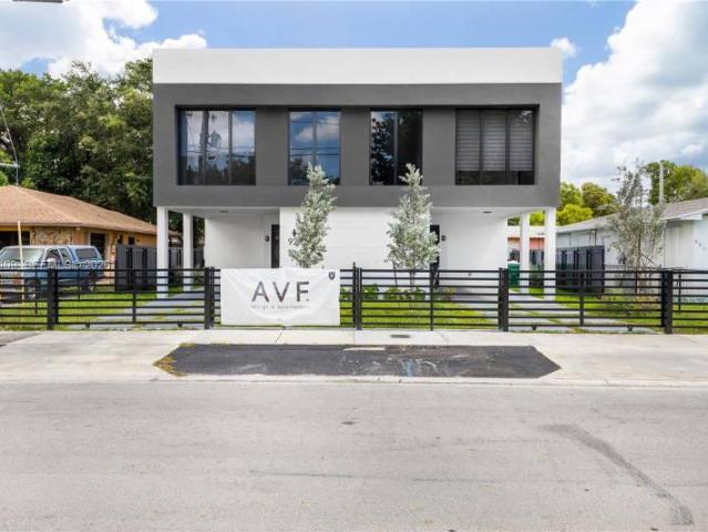 3 bedroom, Miami FL 33127 105565205
