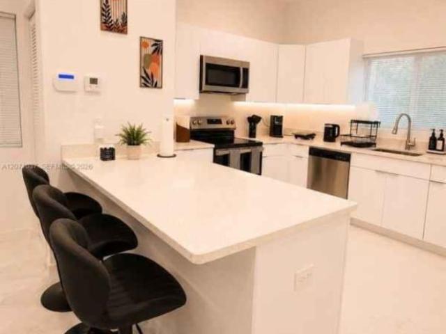 3 bedroom, Miami FL 33127 106220808