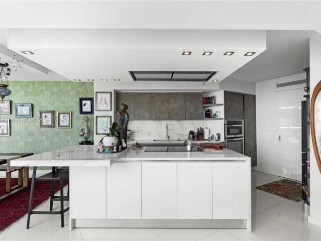 3 bedroom, Miami FL 33129 106003899