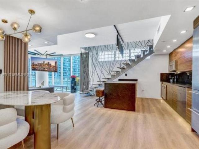 3 bedroom, Miami FL 33130 106244482