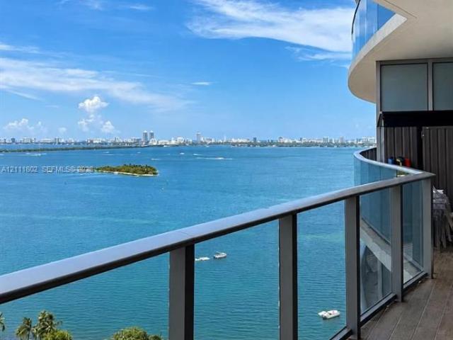 3 bedroom, Miami FL 33132 106247549
