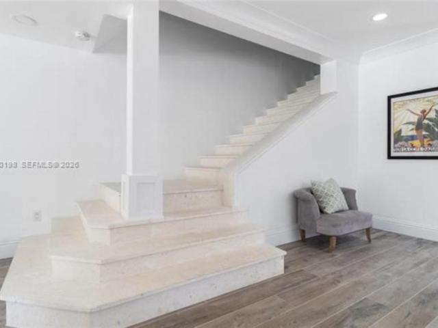3 bedroom, Miami FL 33133 106220575