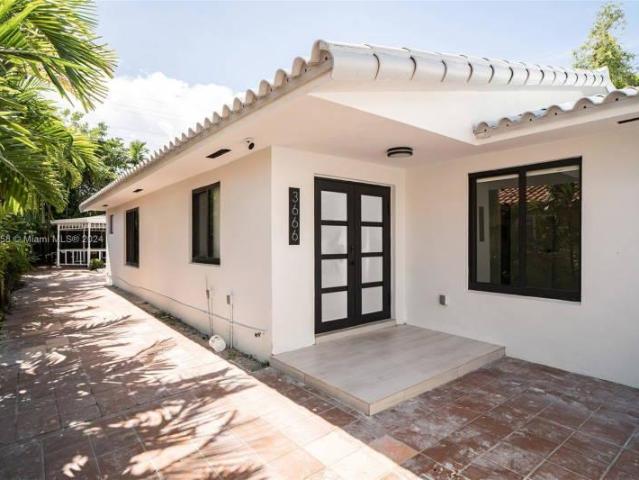 3 bedroom, Miami FL 33133 101985730