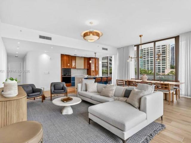 3 bedroom, Miami FL 33133 98419882