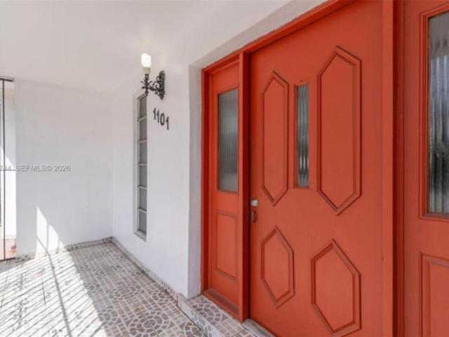 3 bedroom, Miami FL 33135 106220626