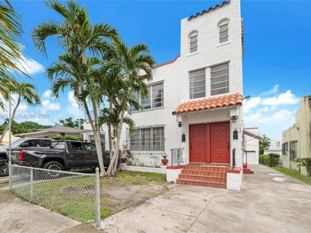 3 bedroom, Miami FL 33135 98289073