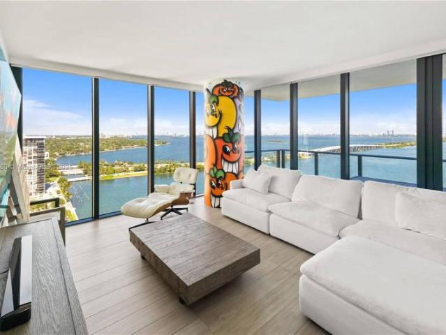 3 bedroom, Miami FL 33137 95624735