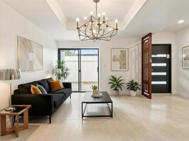 3 bedroom, Miami FL 33138 106244316