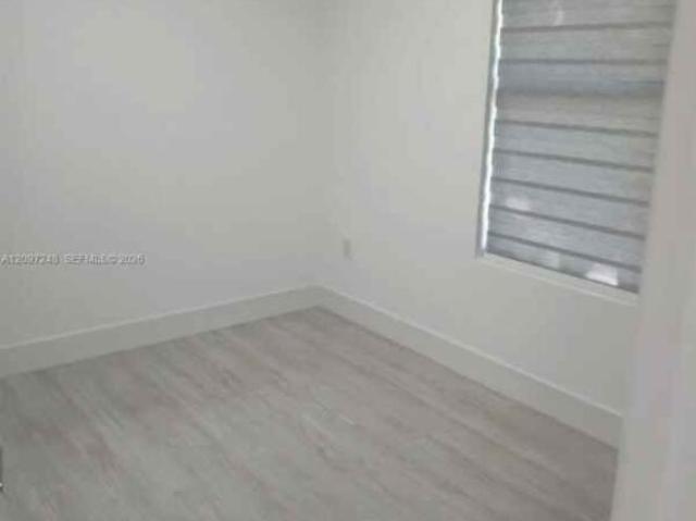 3 bedroom, Miami FL 33142 106220794
