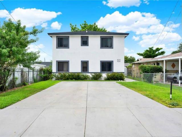 3 bedroom, Miami FL 33142 106246164