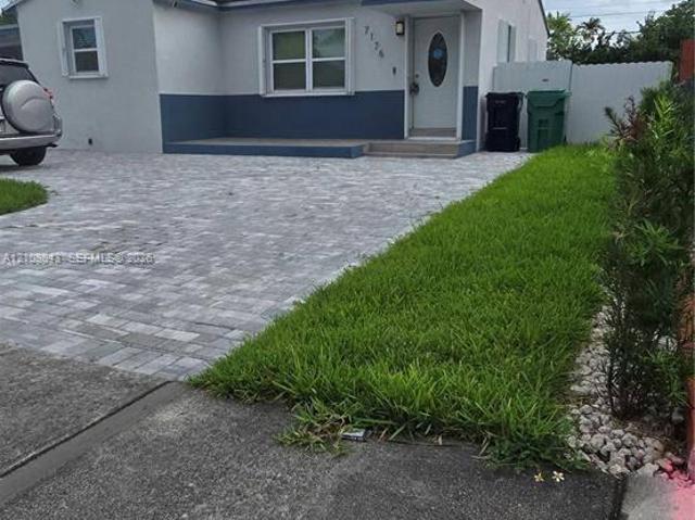 3 bedroom, Miami FL 33144 106095288