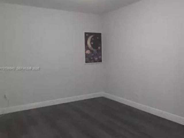 3 bedroom, Miami FL 33144 106220735