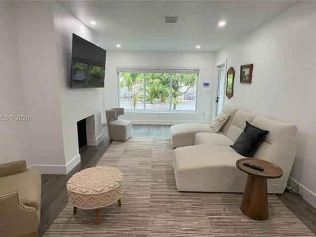 3 bedroom, Miami FL 33145 105280500