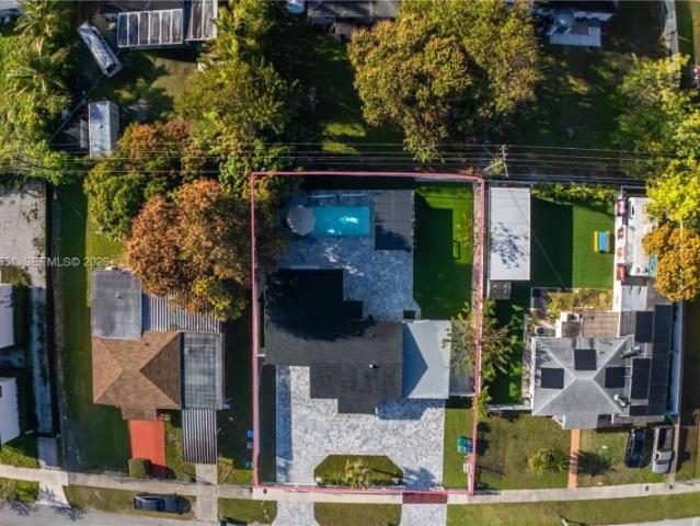 3 bedroom, Miami FL 33157 105876961