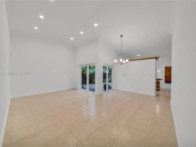 3 bedroom, Miami FL 33173 LS105622434