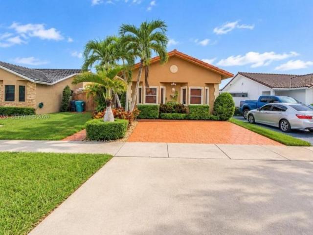 3 bedroom, Miami FL 33175 106244327