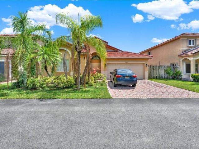 3 bedroom, Miami FL 33186 100974268