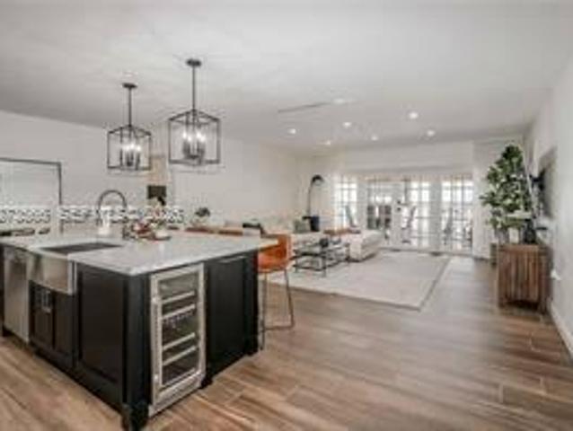 3 bedroom, Miami Lakes FL 33014 105393976