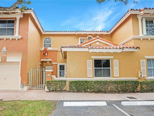3 bedroom, Miami Lakes FL 33016 99824097