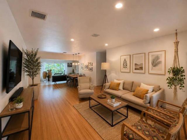 3 bedroom, Miami Shores FL 33150 105280482