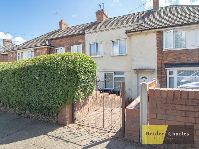3 Bedroom Mid Terraced House For Rent