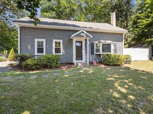 3 bedroom, Middleboro MA 02346 105587870