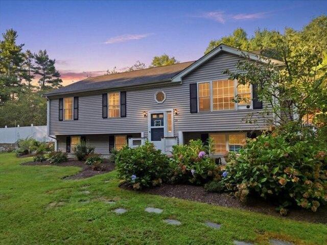 3 bedroom, Middleboro MA 02346 105612575