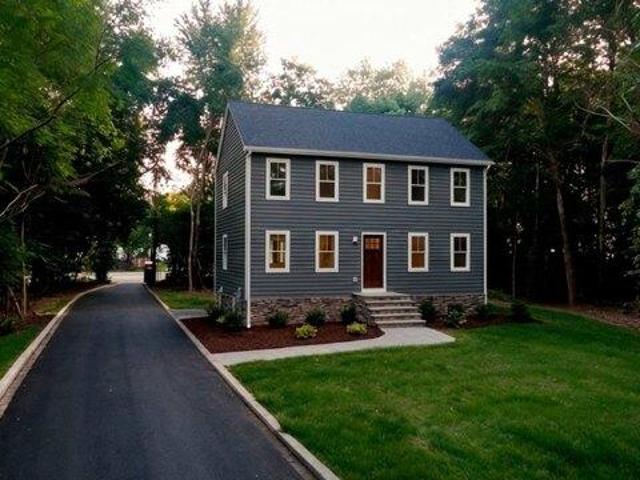 3 bedroom, Middleboro MA 02346 105634115