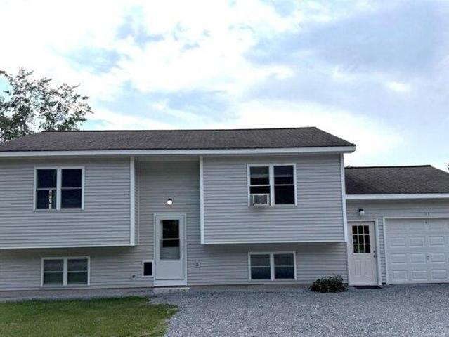3 bedroom, Middlebury VT 05753 104655825
