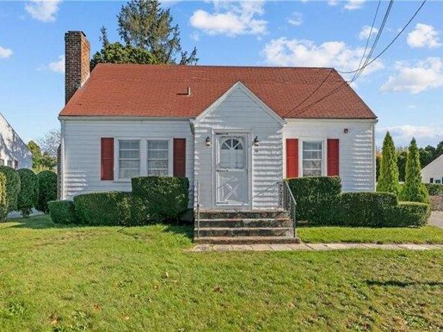 3 bedroom, Middletown RI 02842 105590689