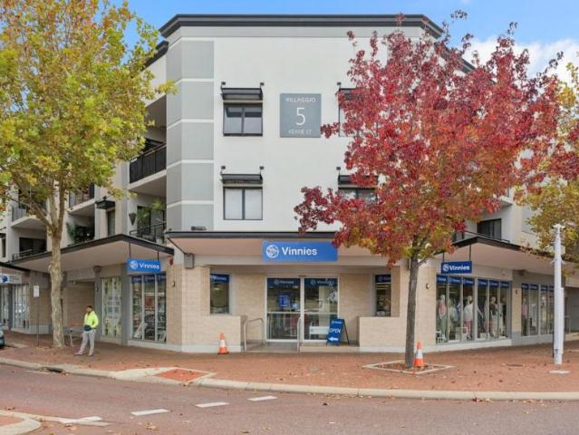 3 Bedroom Apartment Midland, WA 102578085