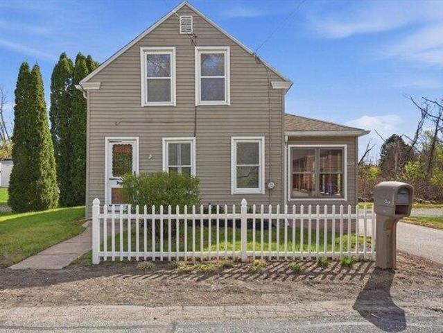 3 bedroom, Milford MA 01757 105495026