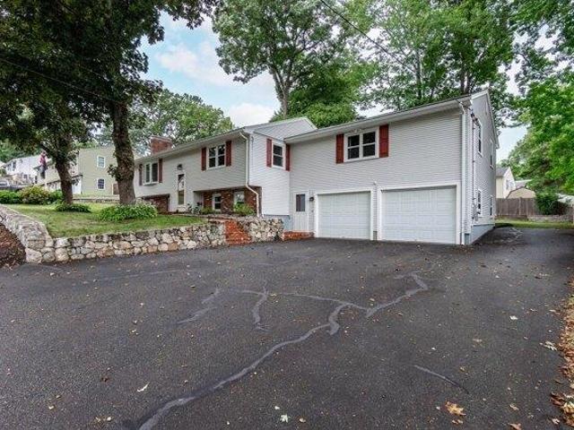 3 bedroom, Milford MA 01757 105550561