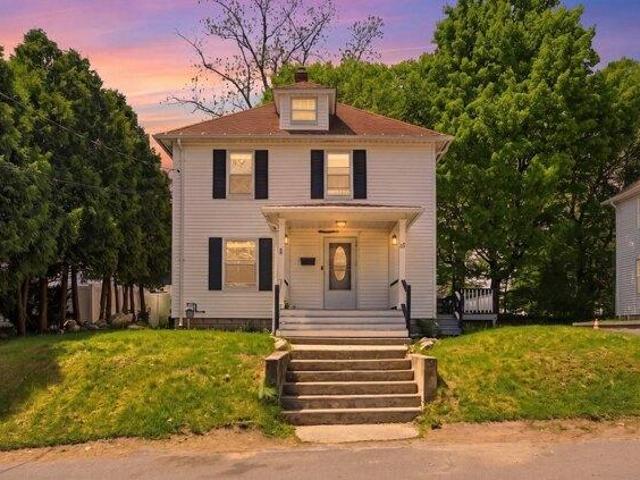 3 bedroom, Milford MA 01757 105561139