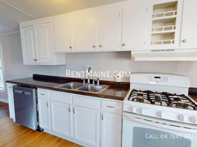 3 bedroom, Milford ME 04461 104926123