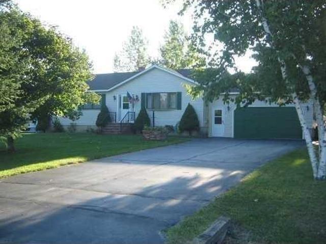 3 bedroom, Milford ME 04461 105726746
